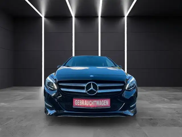 Mercedes-Benz B 200 CDI/LED High/AHK/Sitzhzg/Navi/Tempomat/PDC