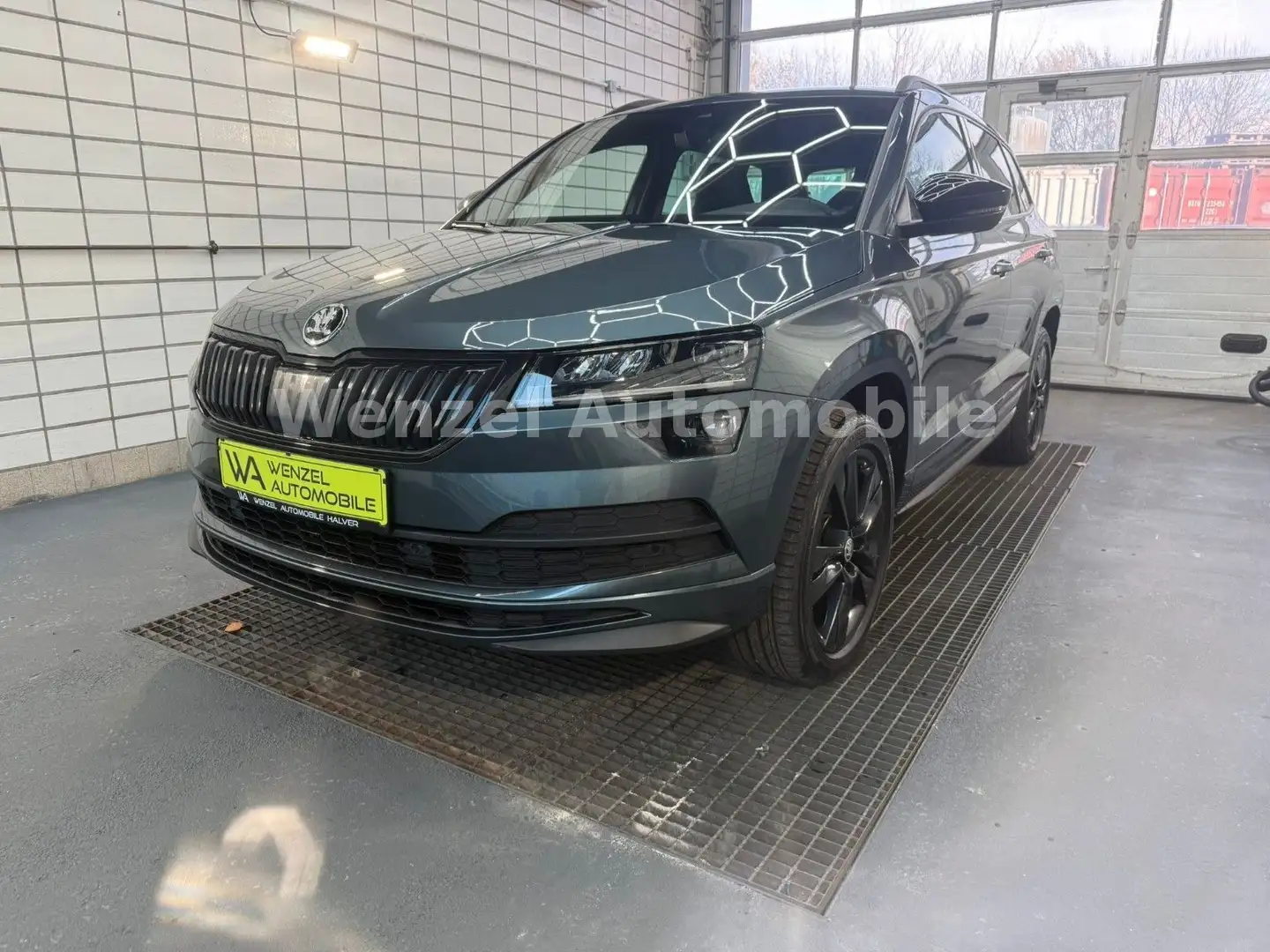 Skoda Karoq Sportline *DSG*LED*AHK*VIRTUAL* Gris - 2