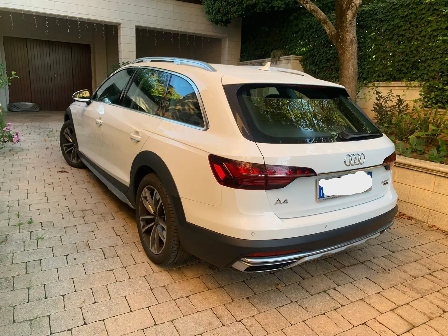Audi A4 allroad A4 Allroad 2.0 tdi Bus.Evo. quattro 190cv s tronic Blanc - 2