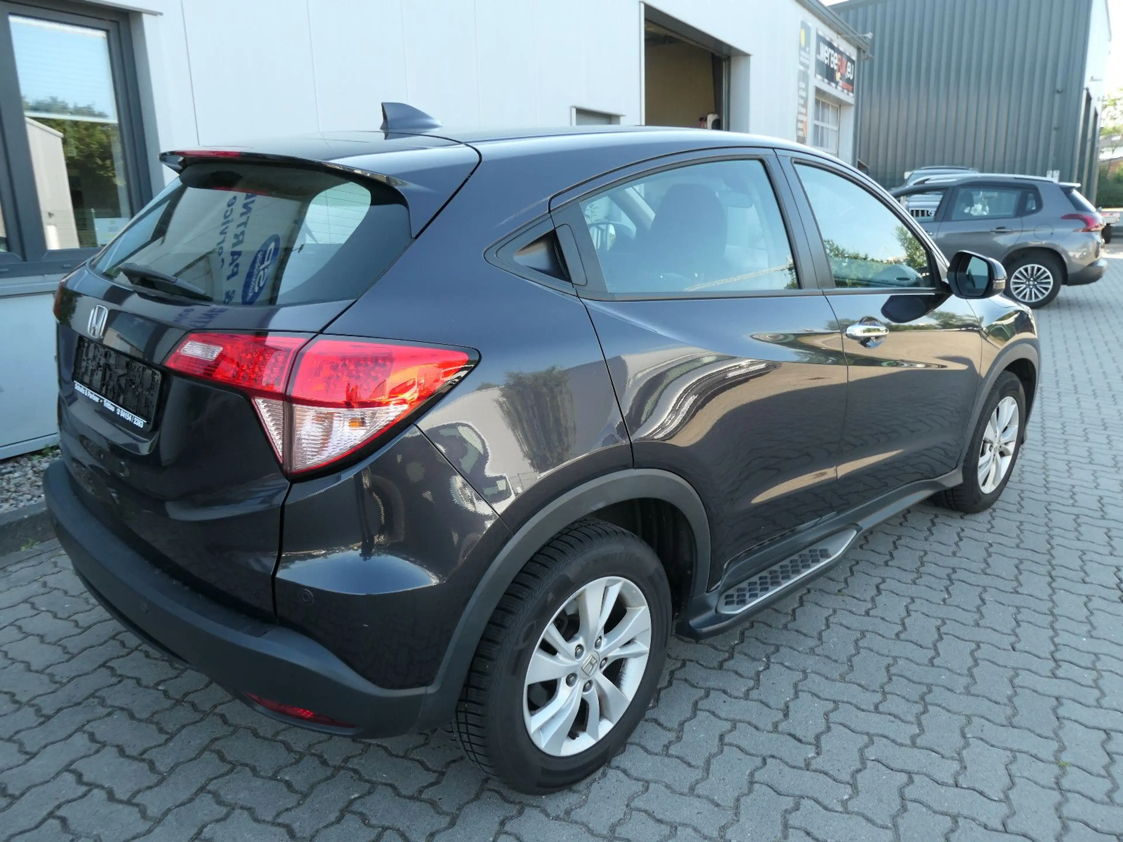 Honda HR-V Elegance // 2.Hd., PDC, Sitzh., Temp., Navi — photo 4