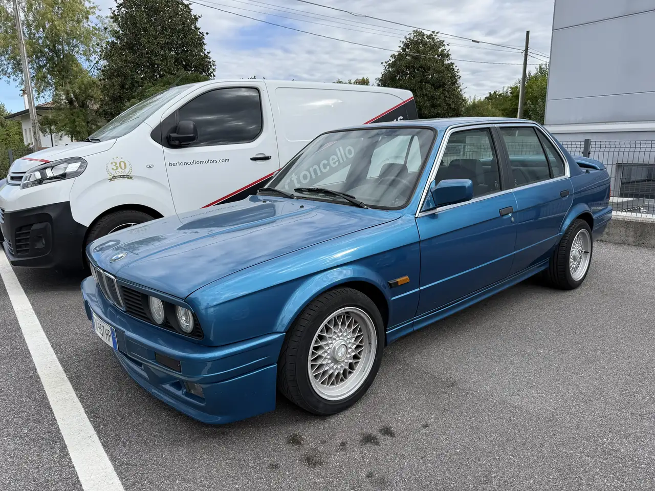 BMW 318