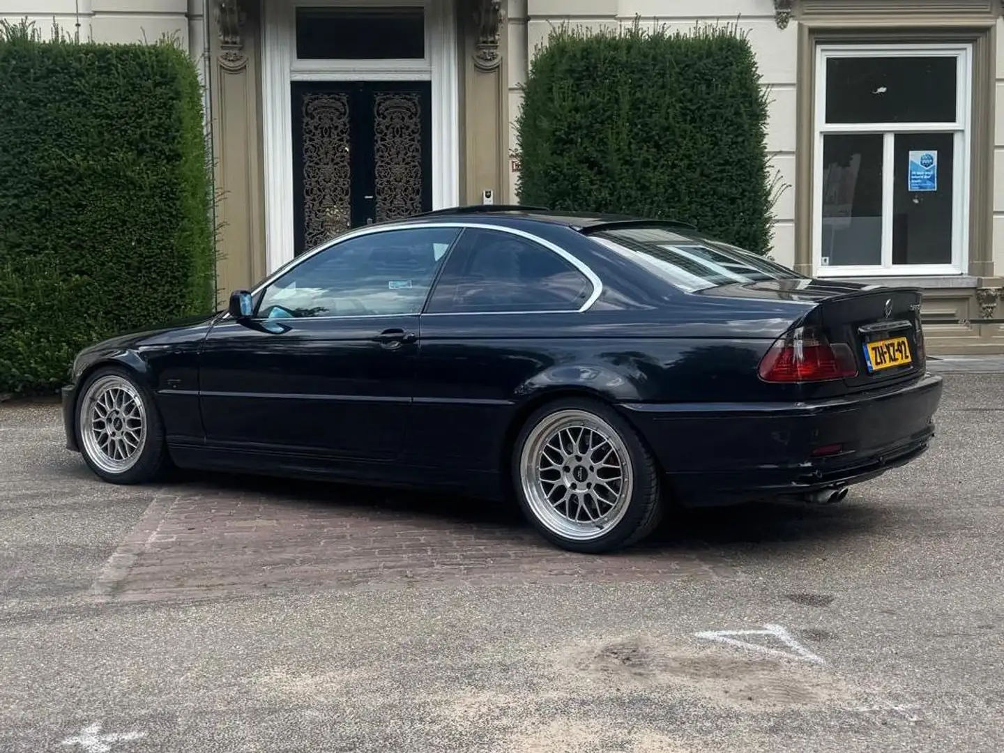 BMW 328 328Ci Executive Zwart - 2