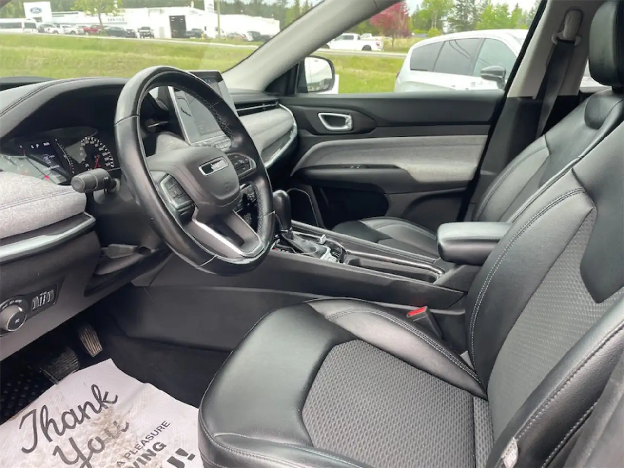 Jeep Compass снимка Jeep Compass