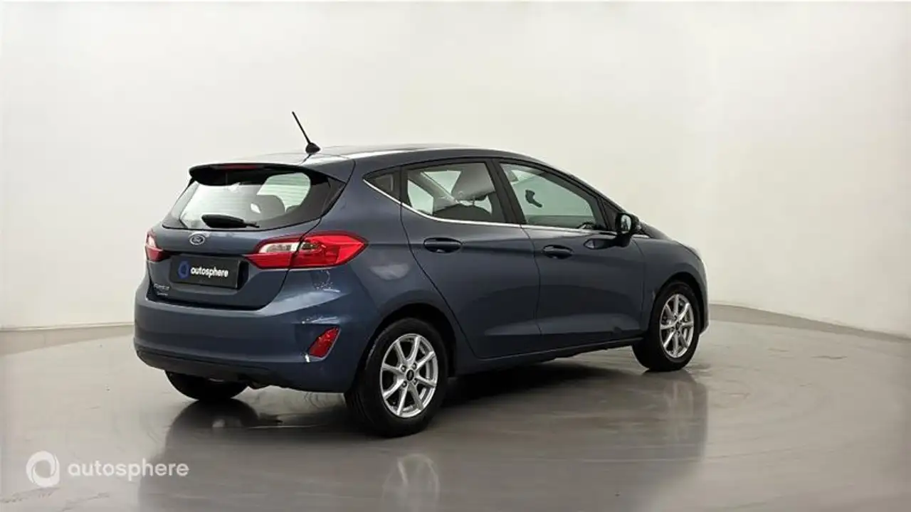 Ford Fiesta 5 portes — photo 5