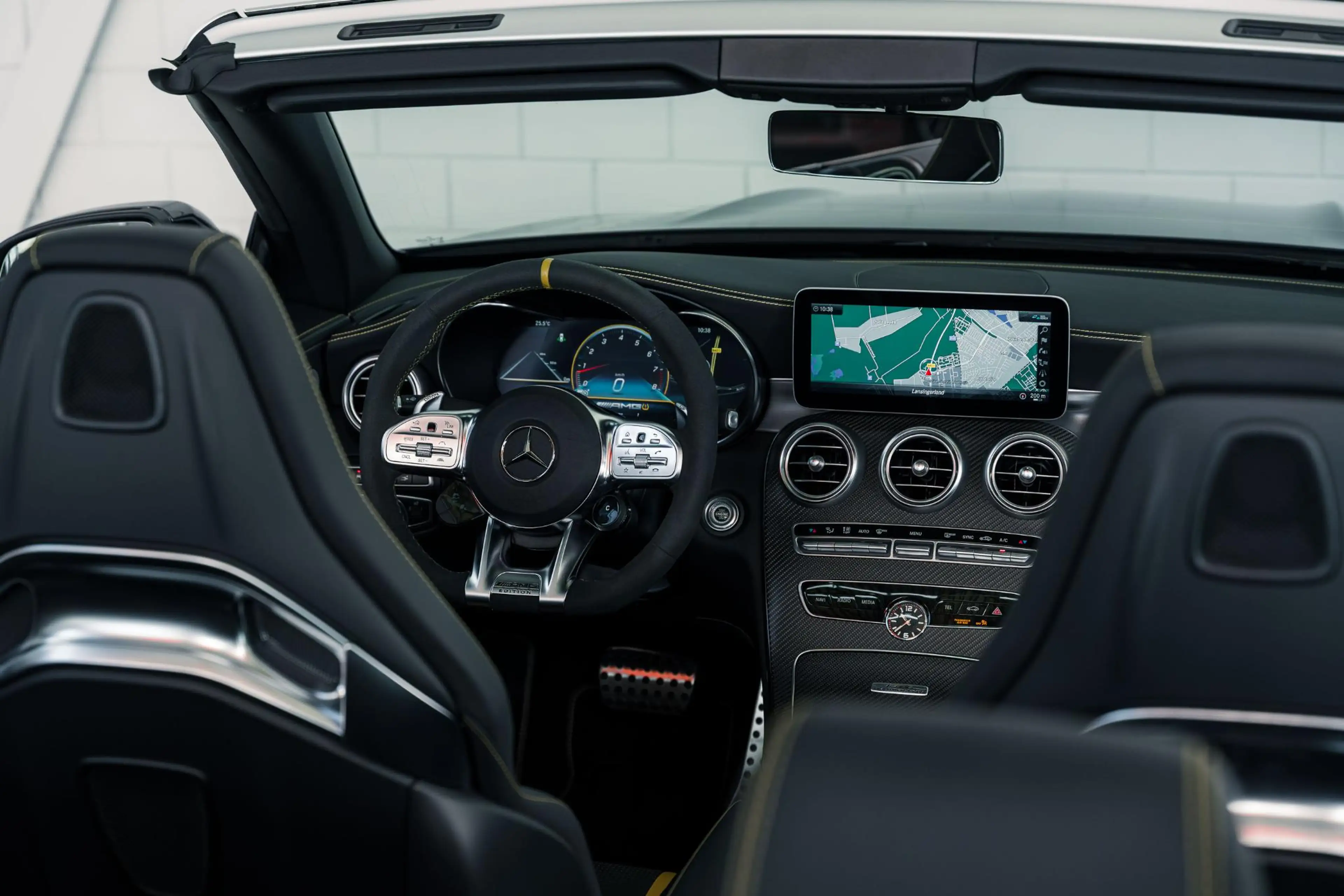 Mercedes-Benz C 63 AMG Cabrio S Final Edition l Track Package l Carbon Ex — photo 43