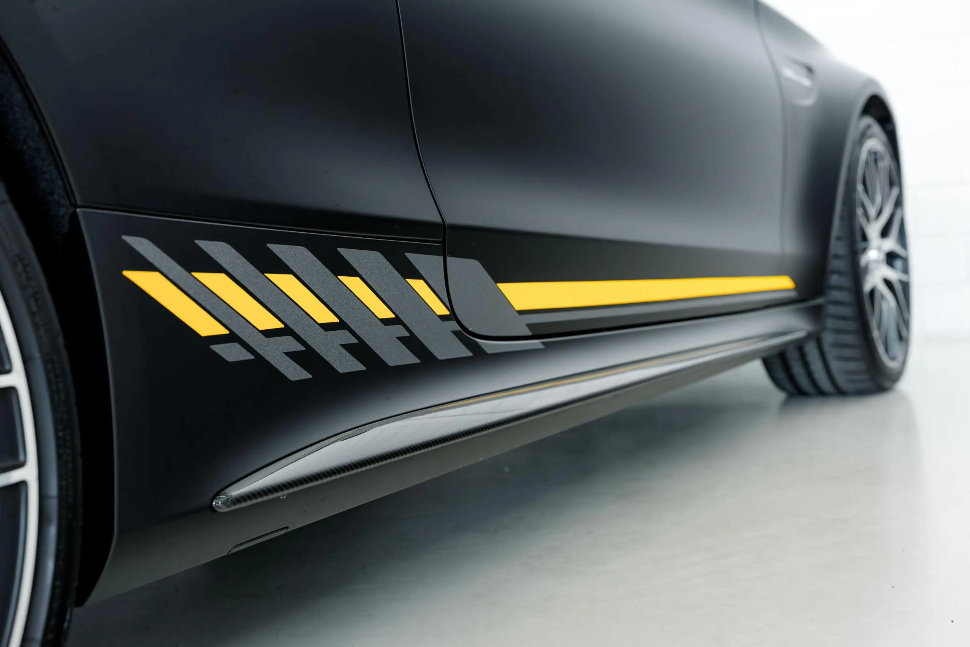 Mercedes-Benz C 63 AMG Cabrio S Final Edition l Track Package l Carbon Ex — photo 14