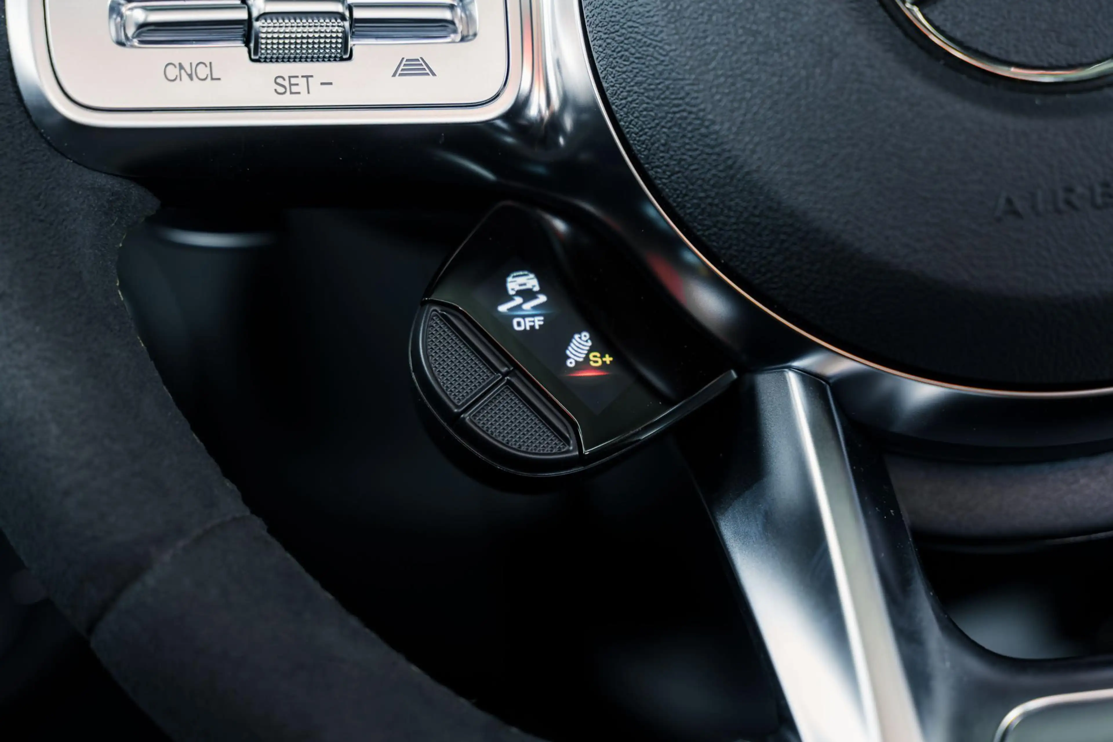Mercedes-Benz C 63 AMG Cabrio S Final Edition l Track Package l Carbon Ex — photo 37