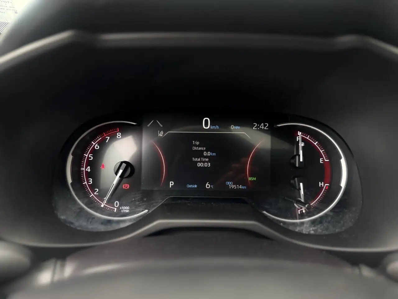 Toyota RAV 4 снимка Toyota RAV 4