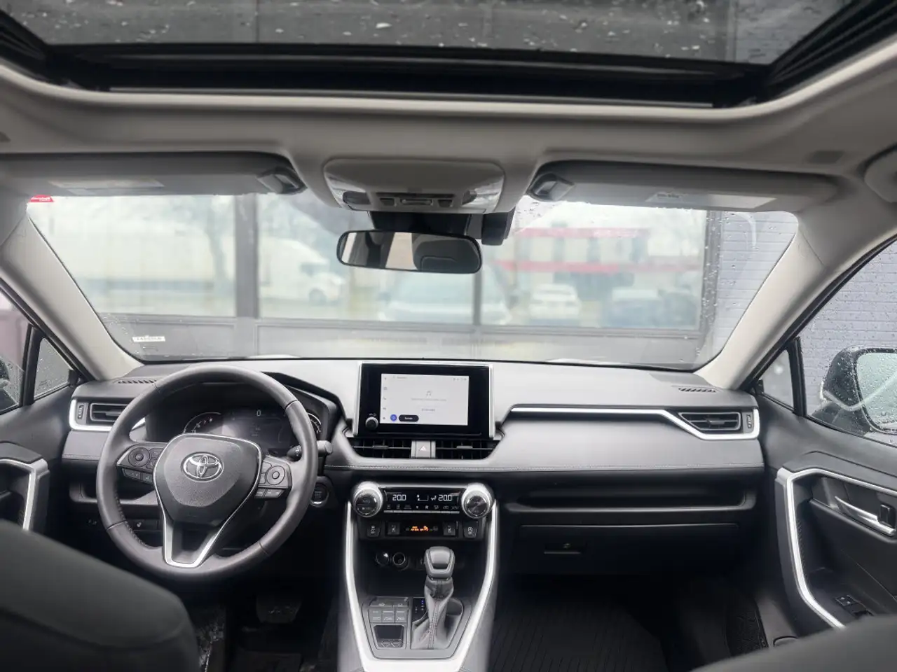 Toyota RAV 4 снимка Toyota RAV 4