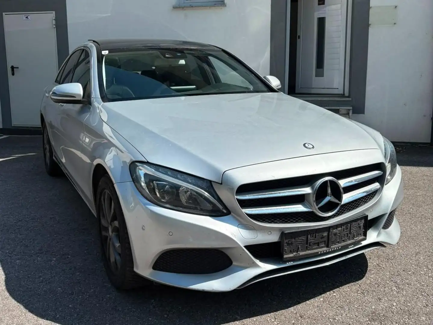 Mercedes-Benz C 220 C 220 d 4MATIC Aut. Grau - 2