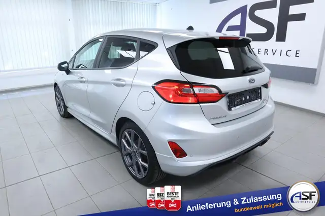 Ford Fiesta view 9
