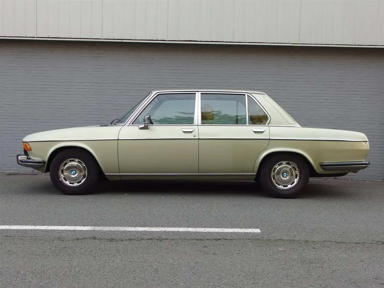 BMW E3 2500 1977 Perfect onderhouden en zeer mooi, foto 6