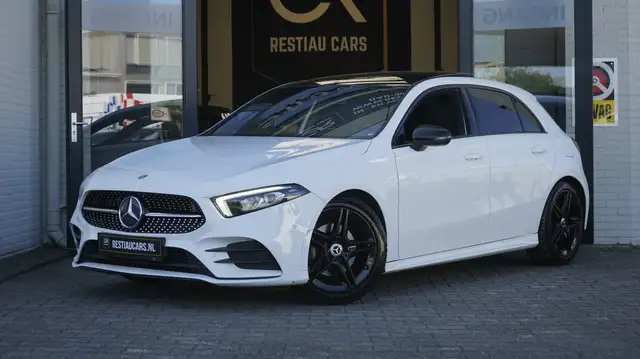 Mercedes-Benz A 200 AMG AUTOMAAT-CLIMA-CRUISE-MBUX-NAVIGATIE-PANORAMA-