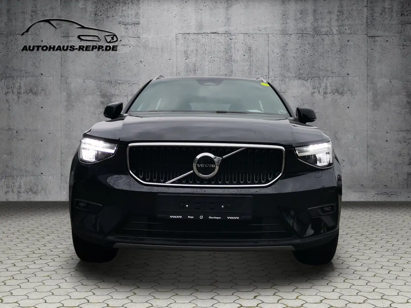 Volvo XC40 B3 Mild-Hybrid Benzin Core Noir - 2