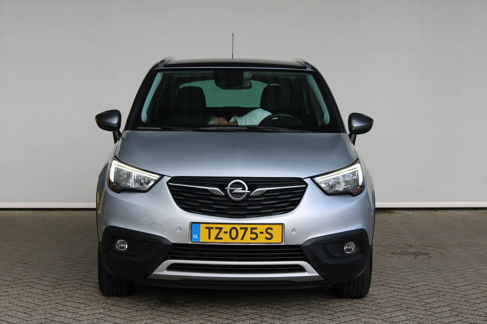 Opel Crossland X 1.2 Turbo Online Edition | Apple Carplay/Android A Grijs - 2