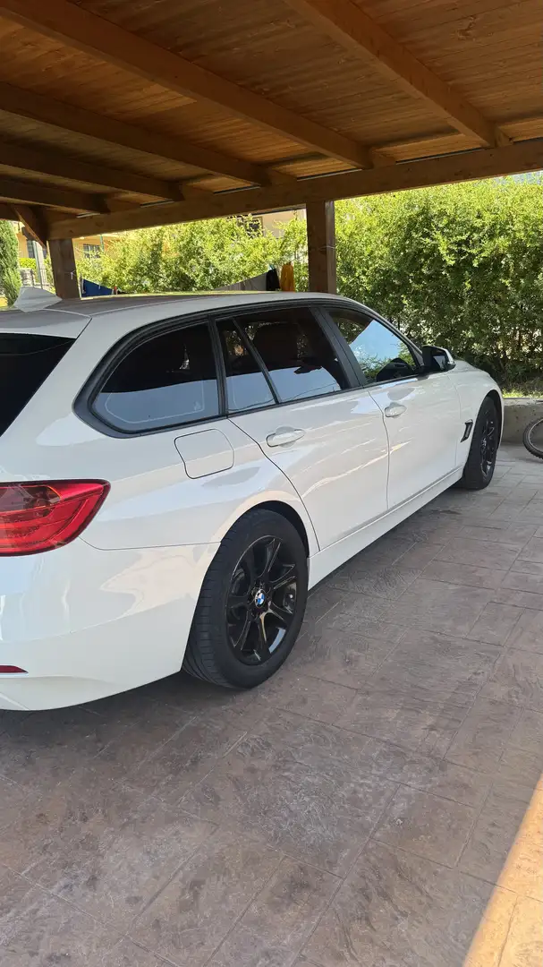 BMW 318 318d Gran Turismo Business auto - 2