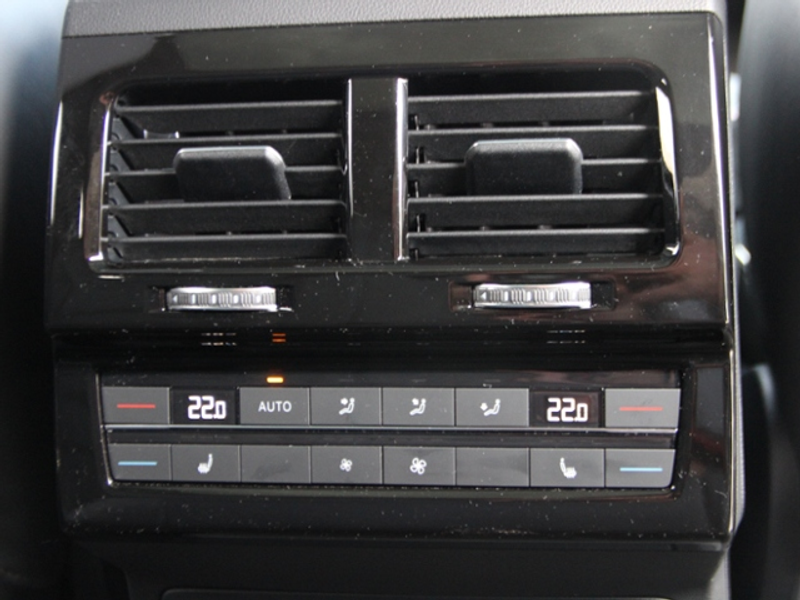 Volkswagen Touareg 3.0 TDI V6 R line Allrad KLIMA LED NAVI LEDER ALU — photo 10