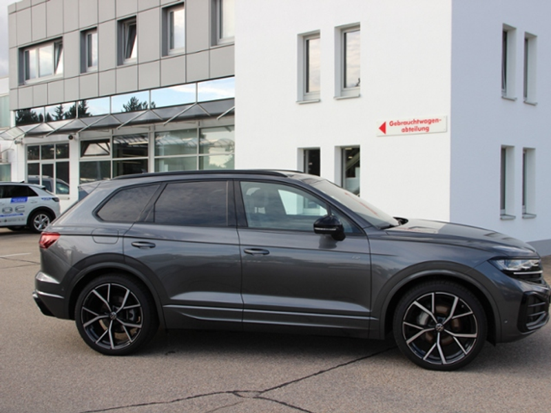 Volkswagen Touareg 3.0 TDI V6 R line Allrad KLIMA LED NAVI LEDER ALU — photo 2
