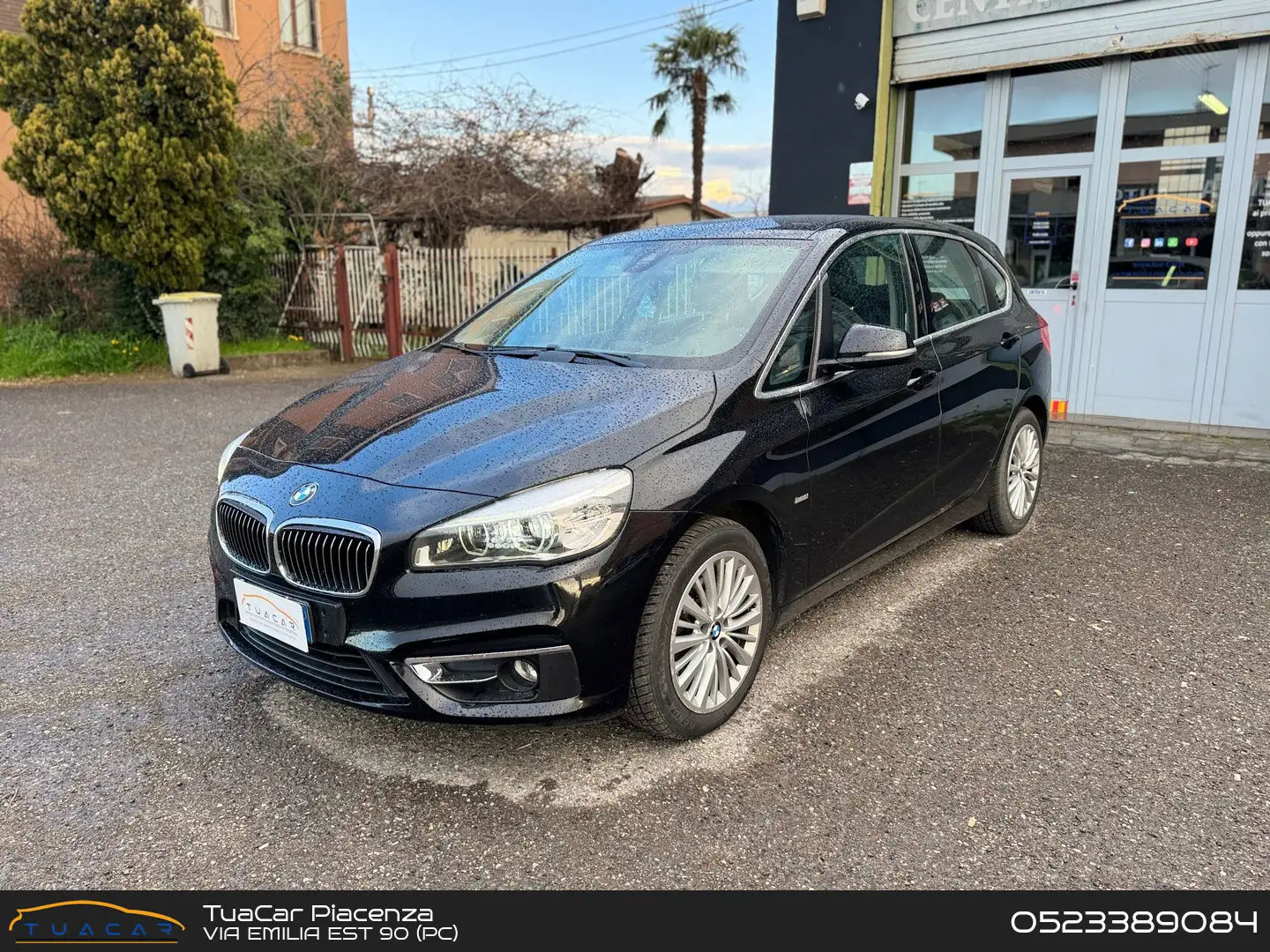 BMW 216 Luxury Line 216 d Negro - 1