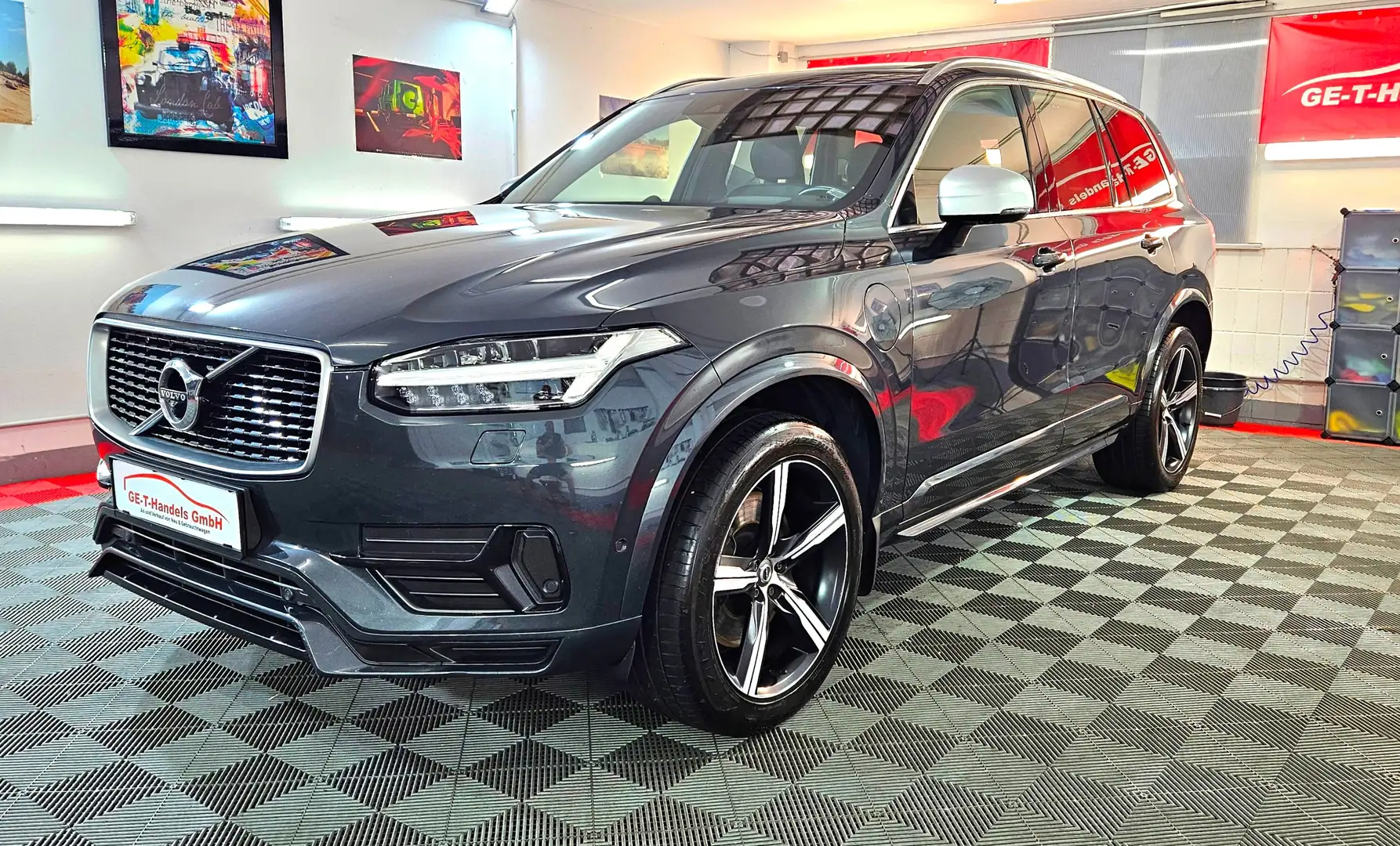 Volvo XC90 PHEV T8 Twin Engine R-Design Pano LED 7-Sitz Voll Grau - 1