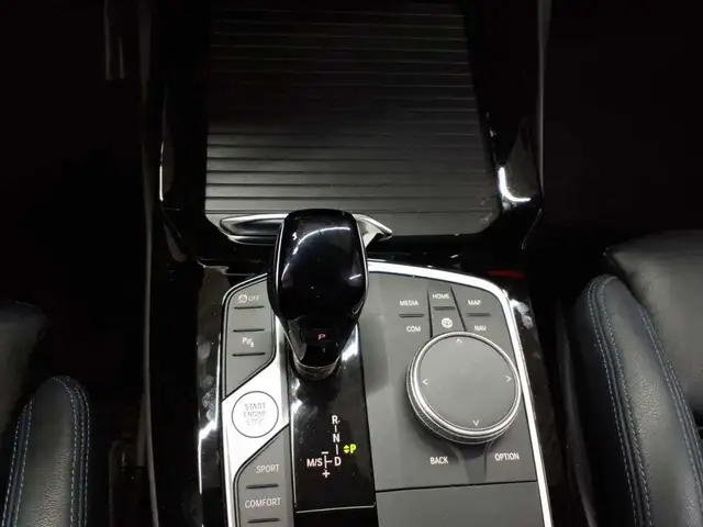 BMW X3 view 10
