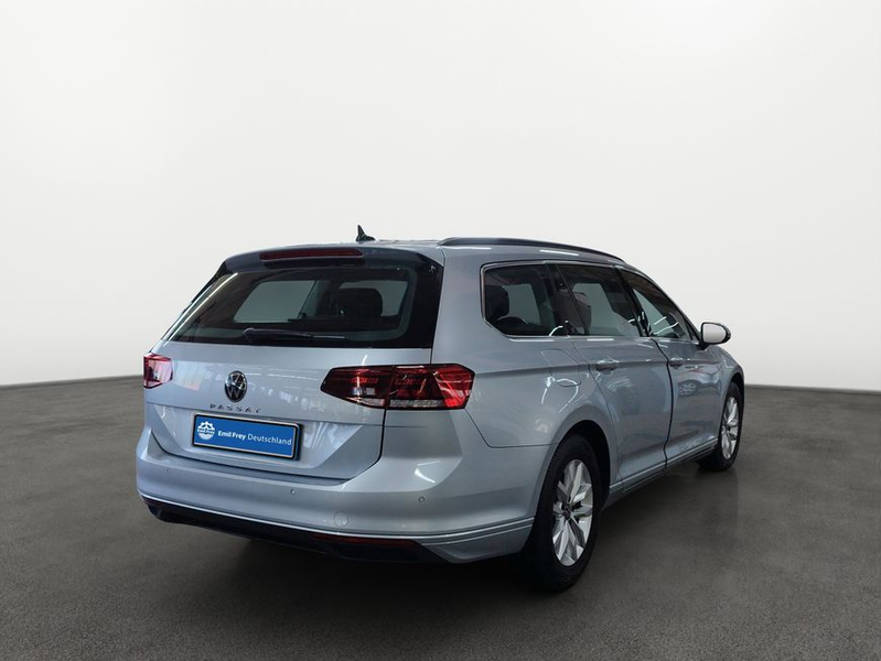 Volkswagen Passat Variant 2.0 TDI SCR DSG Business — photo 6