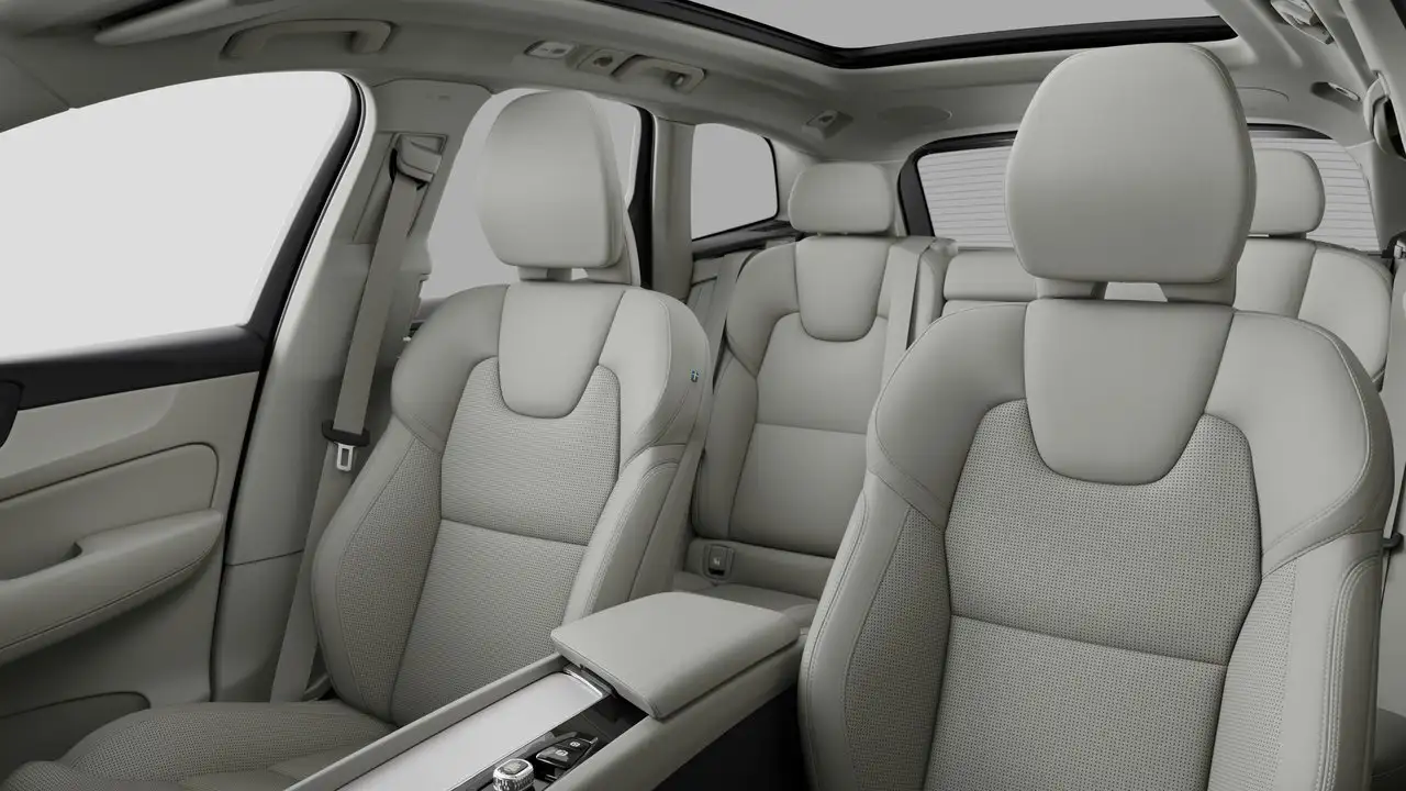 Volvo XC60 снимка Volvo XC60