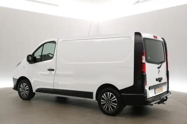 Renault Trafic view 4