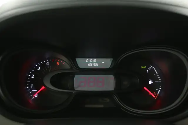 Renault Trafic view 12