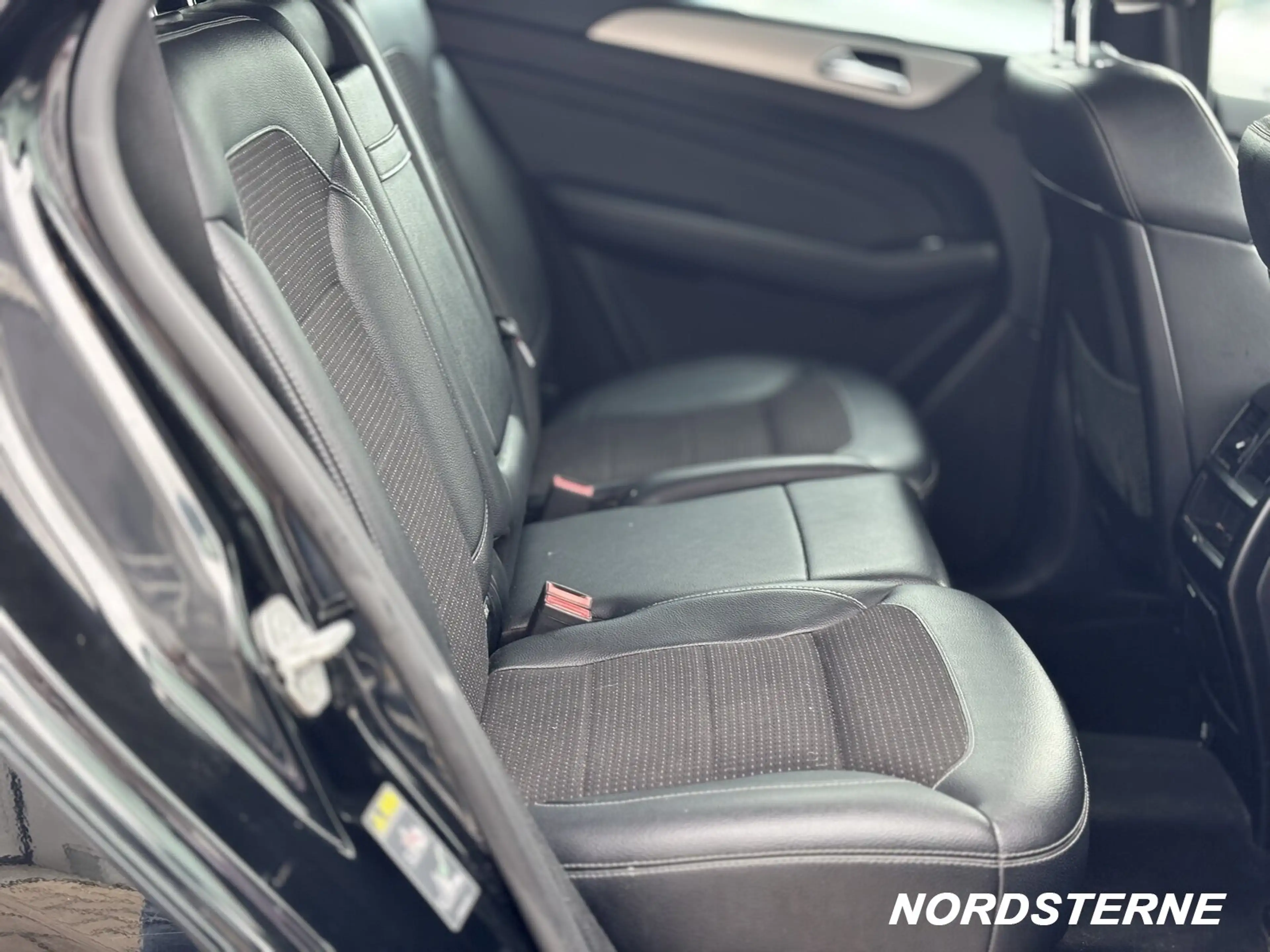 Mercedes-Benz ML 250 ML 250 CDI DPF 4MATIC BlueTec Navi Park-Assist. BC — photo 14