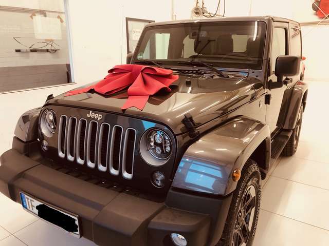 Imagine Jeep Wrangler Hard-Top 2.8 CRD Automatik Sahara