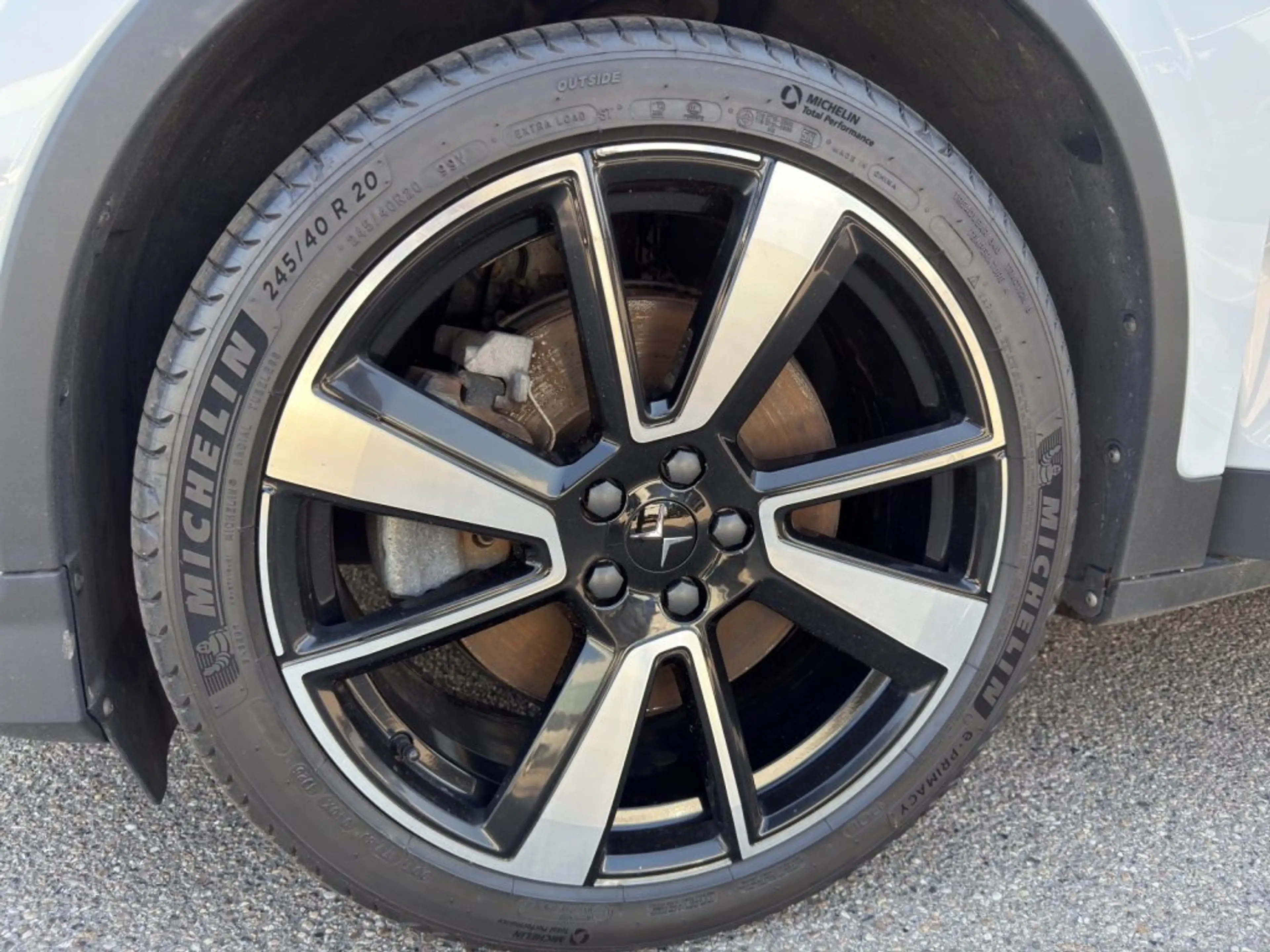 Polestar 2 Polestar 2 Long range Dual motor - Base — photo 13