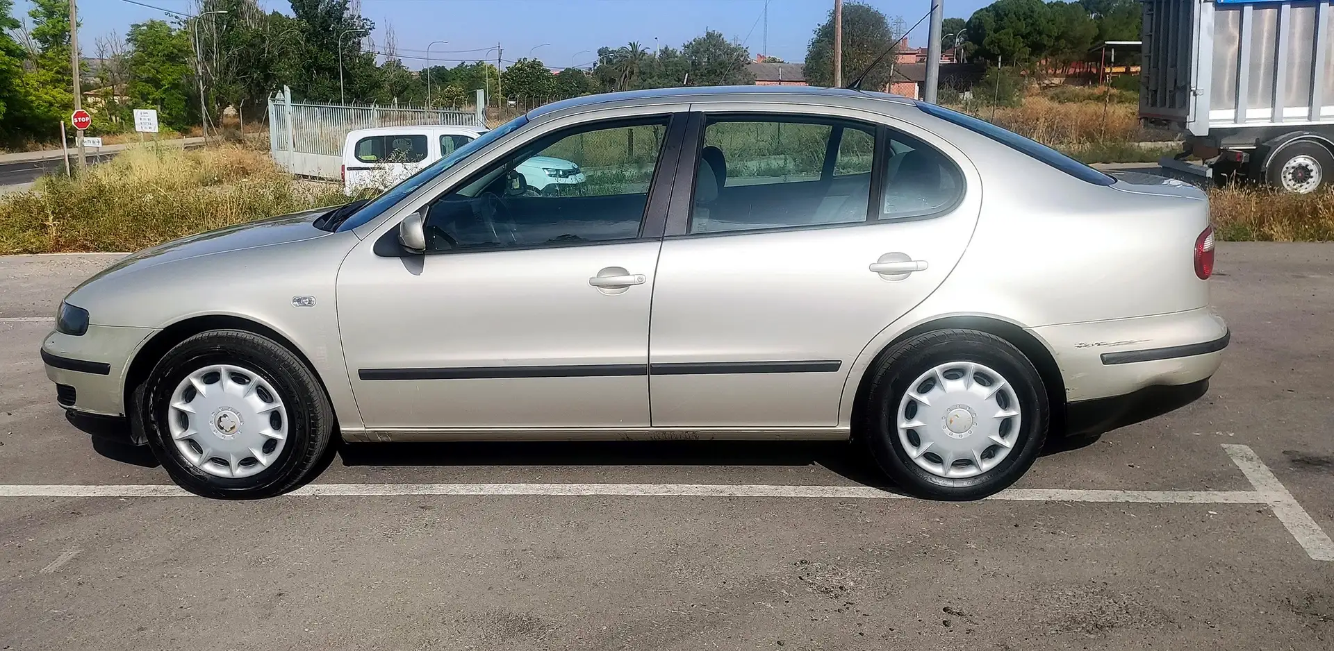 SEAT Toledo Toledo 1.6i Stella 105 Stella Beige - 2