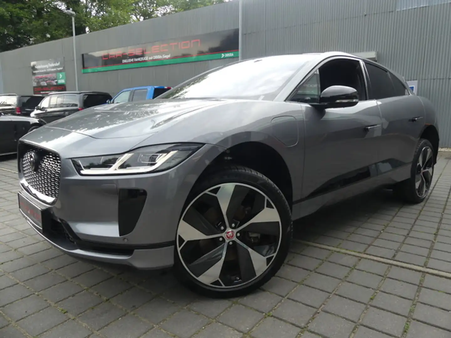 Jaguar I-Pace EV400 S Black Pack ACC/PANO/NAVI-PRO/22" Grey - 2