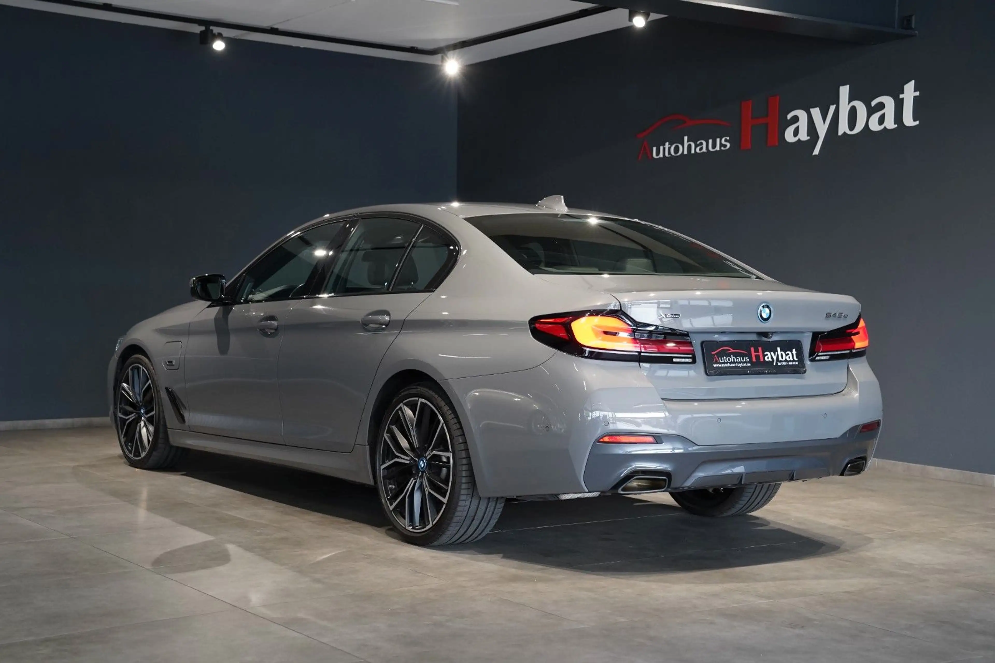 BMW 545 e xDr M Sport LCProf-LED-ACC-RFK-H&K-ad.Fwk — photo 5