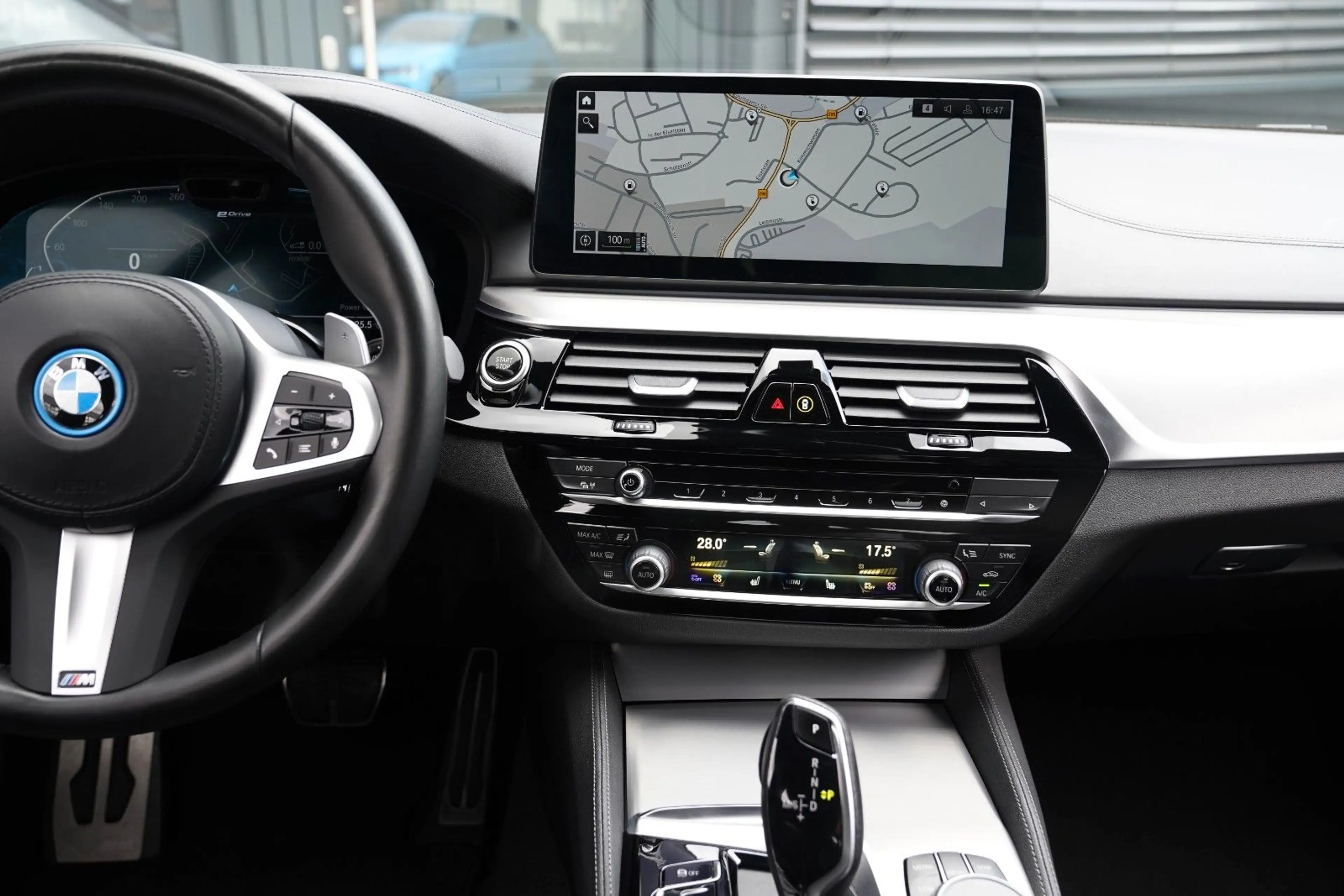 BMW 545 e xDr M Sport LCProf-LED-ACC-RFK-H&K-ad.Fwk — photo 11