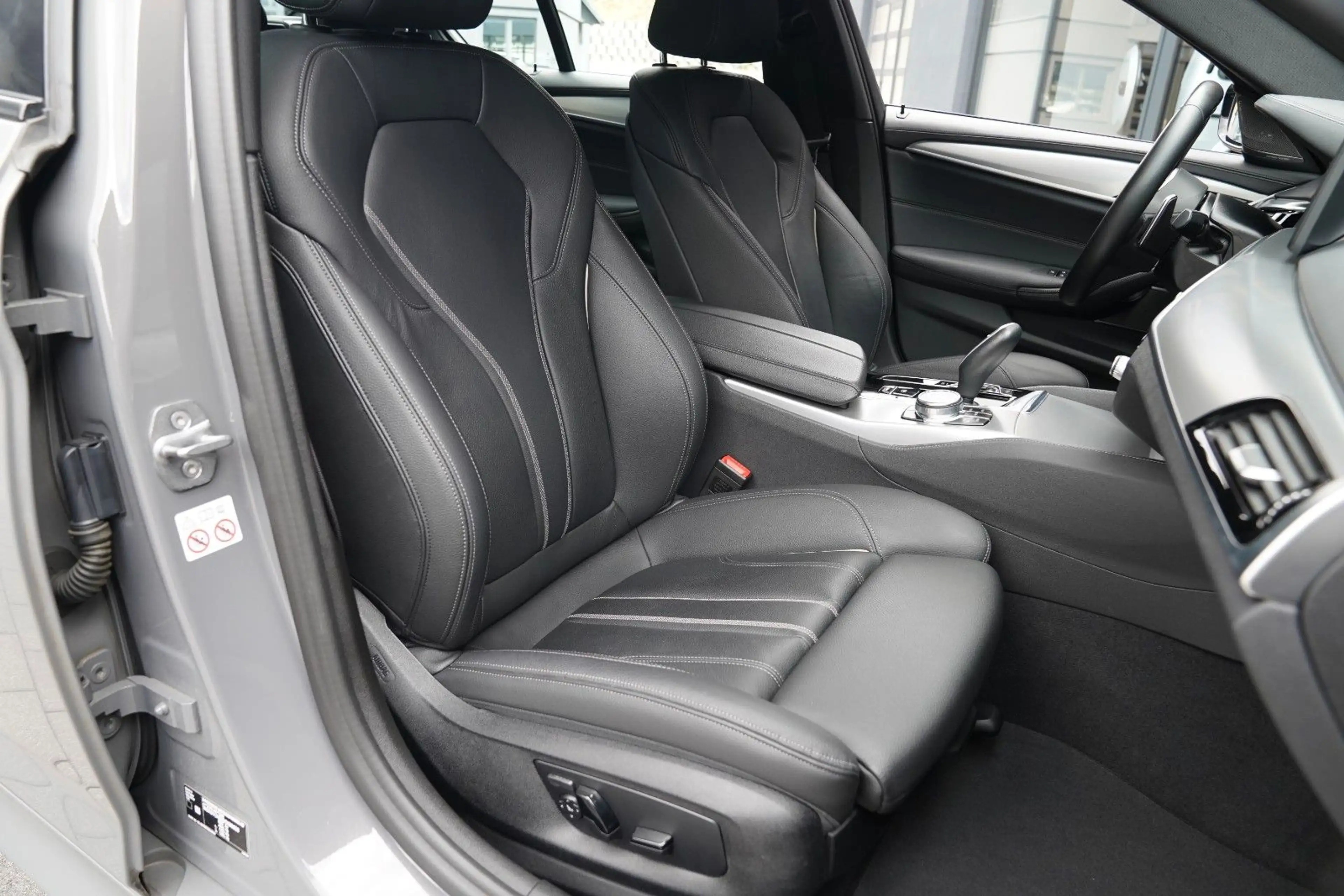 BMW 545 e xDr M Sport LCProf-LED-ACC-RFK-H&K-ad.Fwk — photo 14