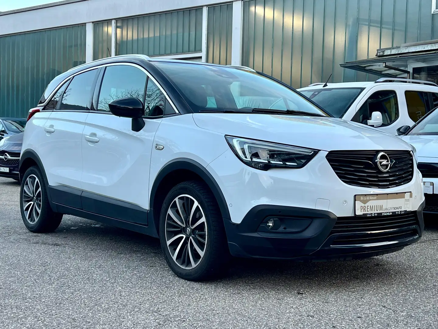 Opel Crossland X 1.2T AUT. Ultimate,PANO,S&LHZ,RKAM Weiß - 2