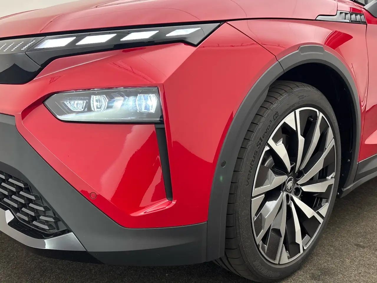 Skoda Elroq 85 Sportline Digitales Cockpit 360° Kamera, миниатюра 6