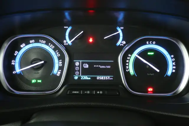 Opel Vivaro view 14