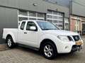 Nissan Navara 2.5 dCi SE King Cab Airco Cruise controle Trekhaak Wit - thumbnail 1