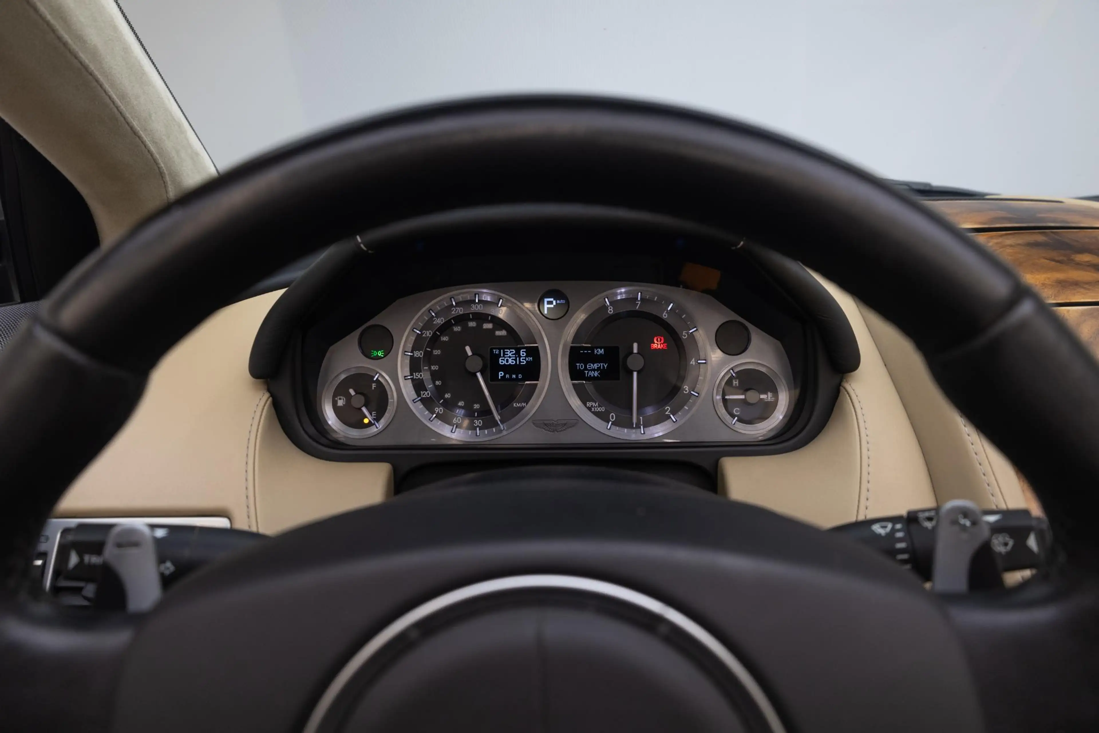 Aston Martin DB9 Volante 5.9 V12 Touchtronic | Automaat | Carplay | — photo 15