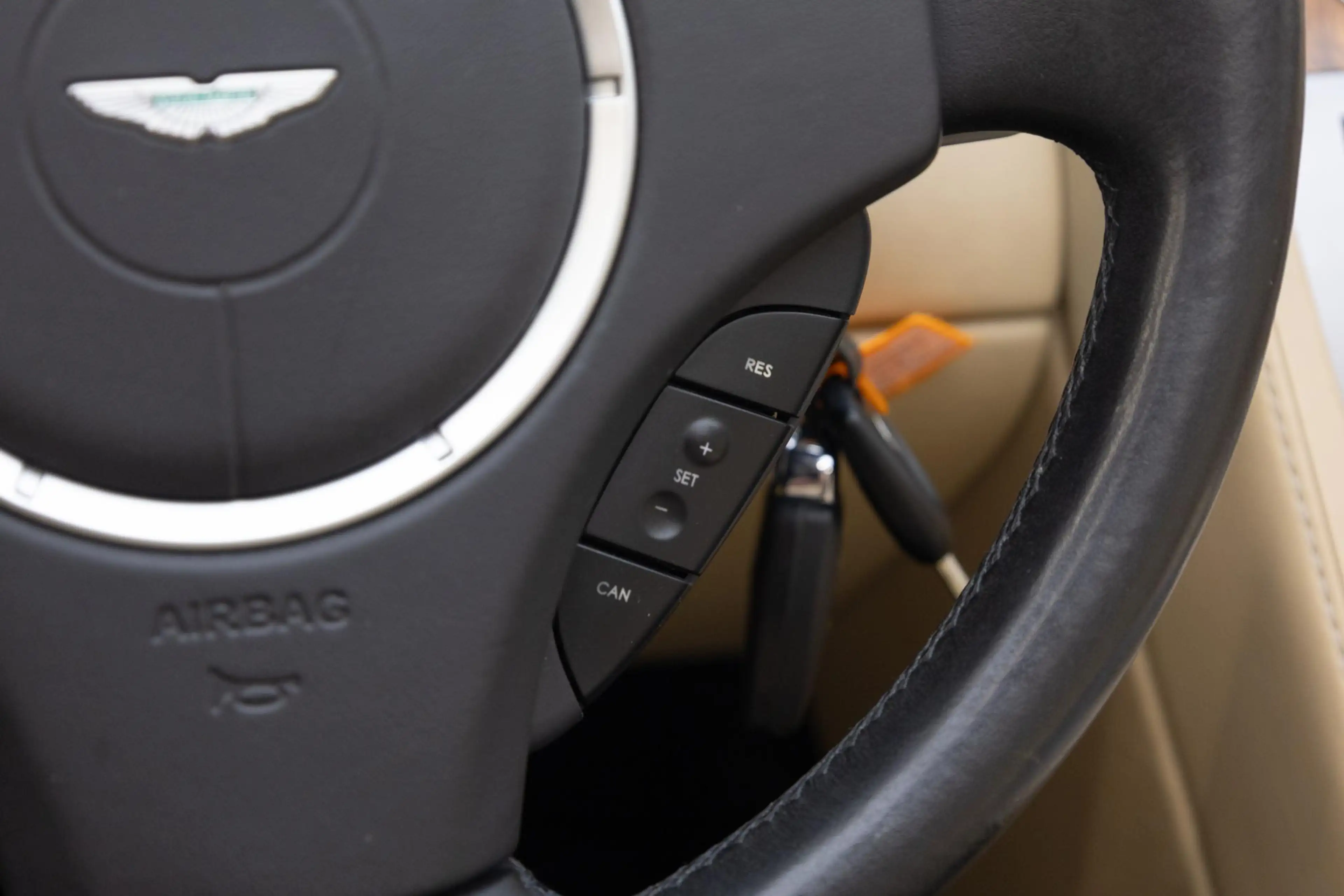 Aston Martin DB9 Volante 5.9 V12 Touchtronic | Automaat | Carplay | — photo 17