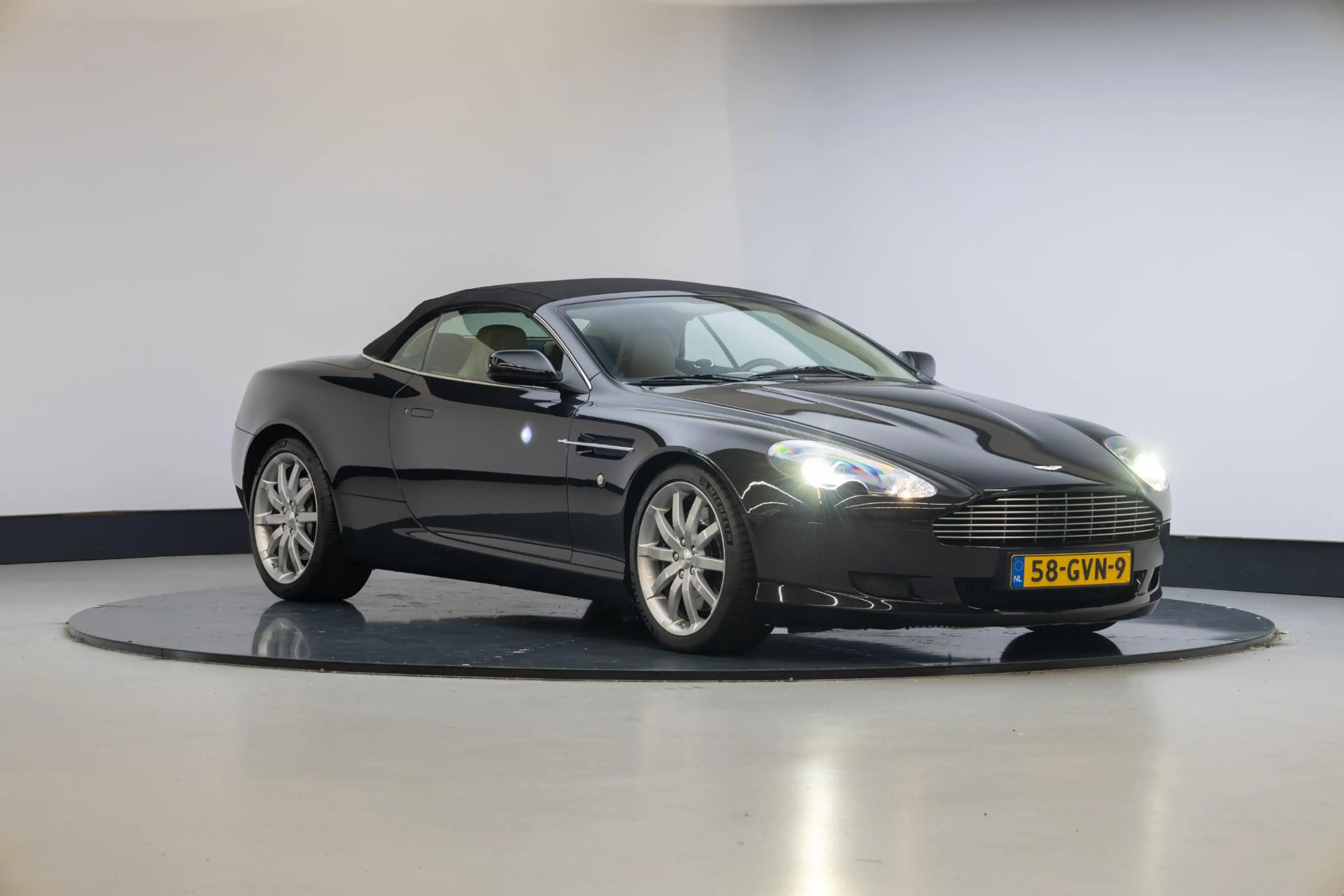 Aston Martin DB9 Volante 5.9 V12 Touchtronic | Automaat | Carplay |