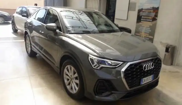 Audi Q3 Q3 35 TDI S tronic Business
