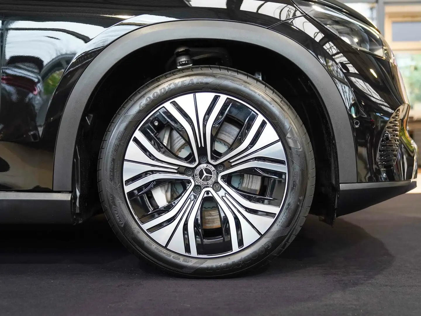 Mercedes-Benz EQE SUV EQE SUV 300 Electric Art Kamera KEYLESS AHK DAB Noir - 2
