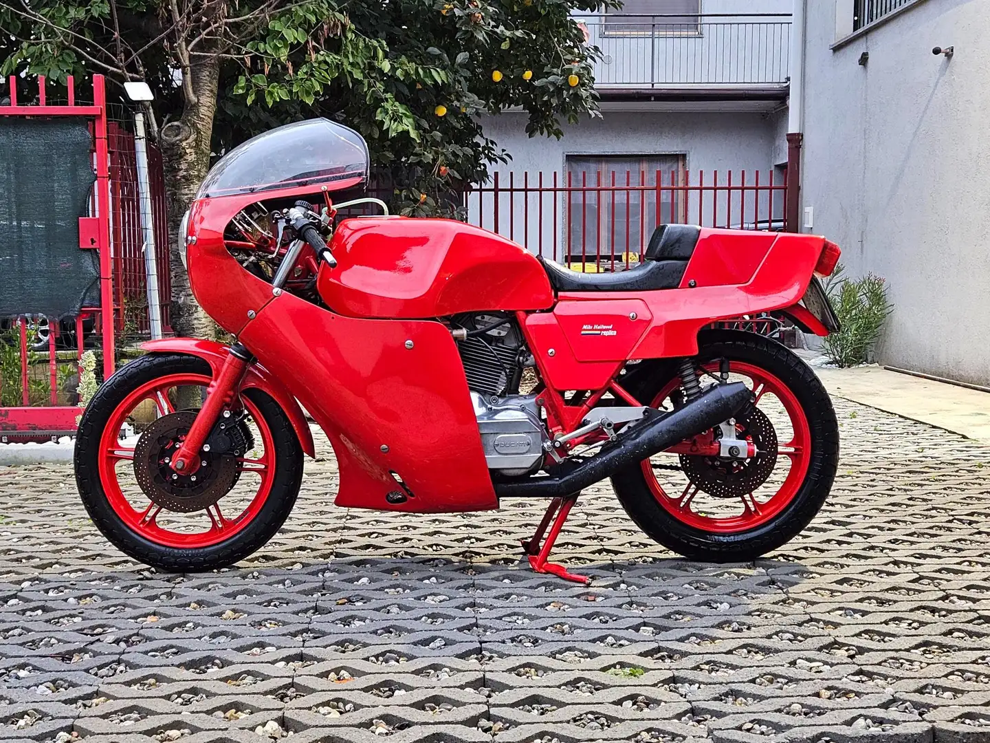 Ducati 900 MHR Piros - 2