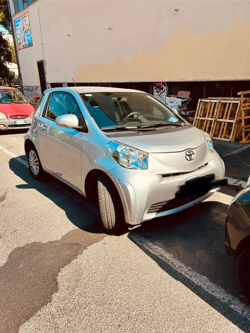 Toyota iQ 1.0 High Collection cvt - 1