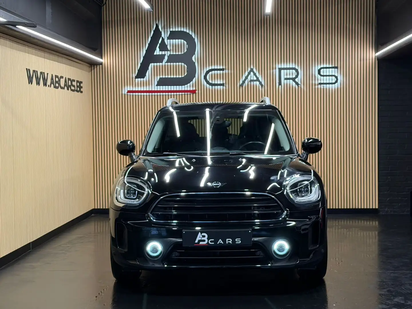 MINI One Countryman 1.5 OPF * GARANTIE 12 MOIS * 1ER PROP * Zwart - 2