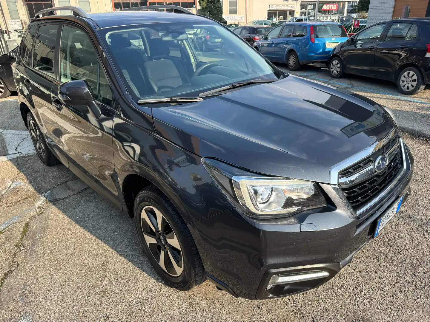 Subaru Forester 2.0i-L Style bi-fuel,UNICO PROP.,NAVY,RETROCAM.,17 Gris - 2